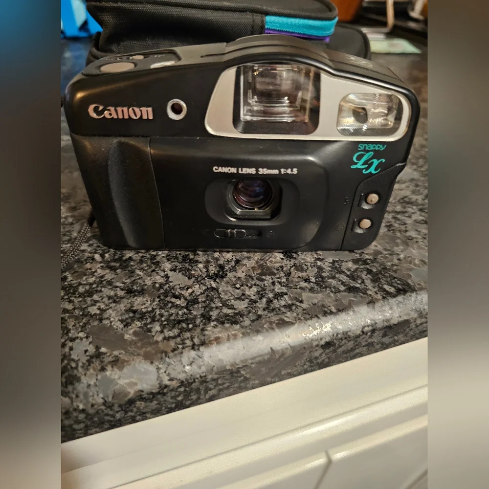 Canon Snappy LX 35mm Point & Shoot Film Camera Vintage Flash With Case‎